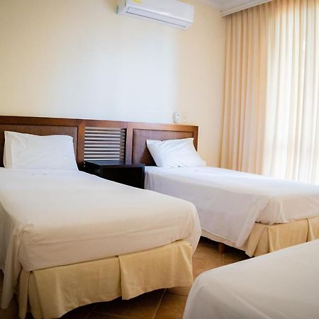 Hotel Penon Suites Girardot Exteriör bild