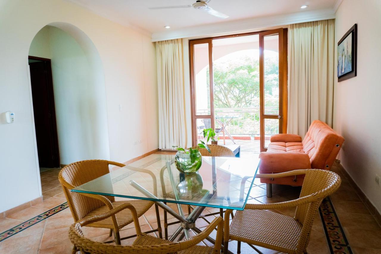 Hotel Penon Suites Girardot Exteriör bild
