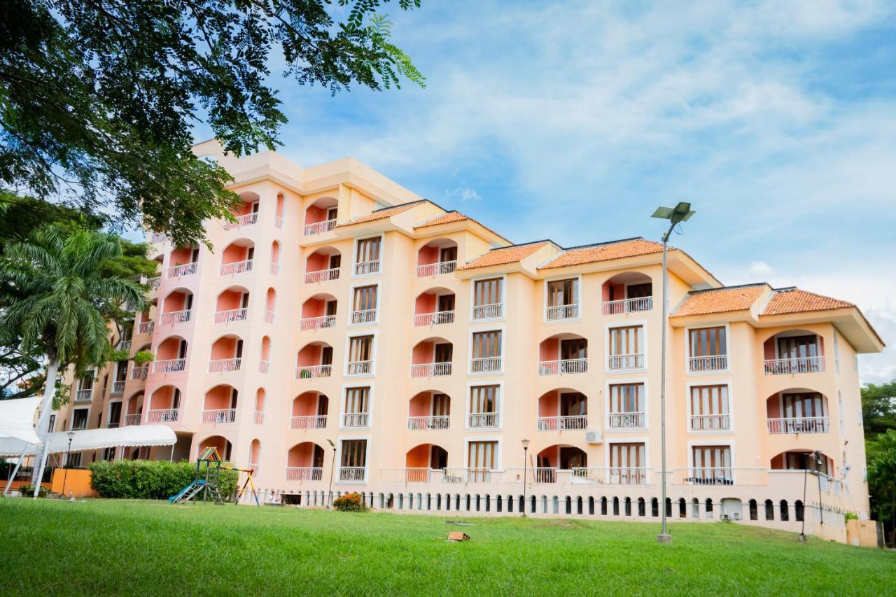 Hotel Penon Suites Girardot Exteriör bild