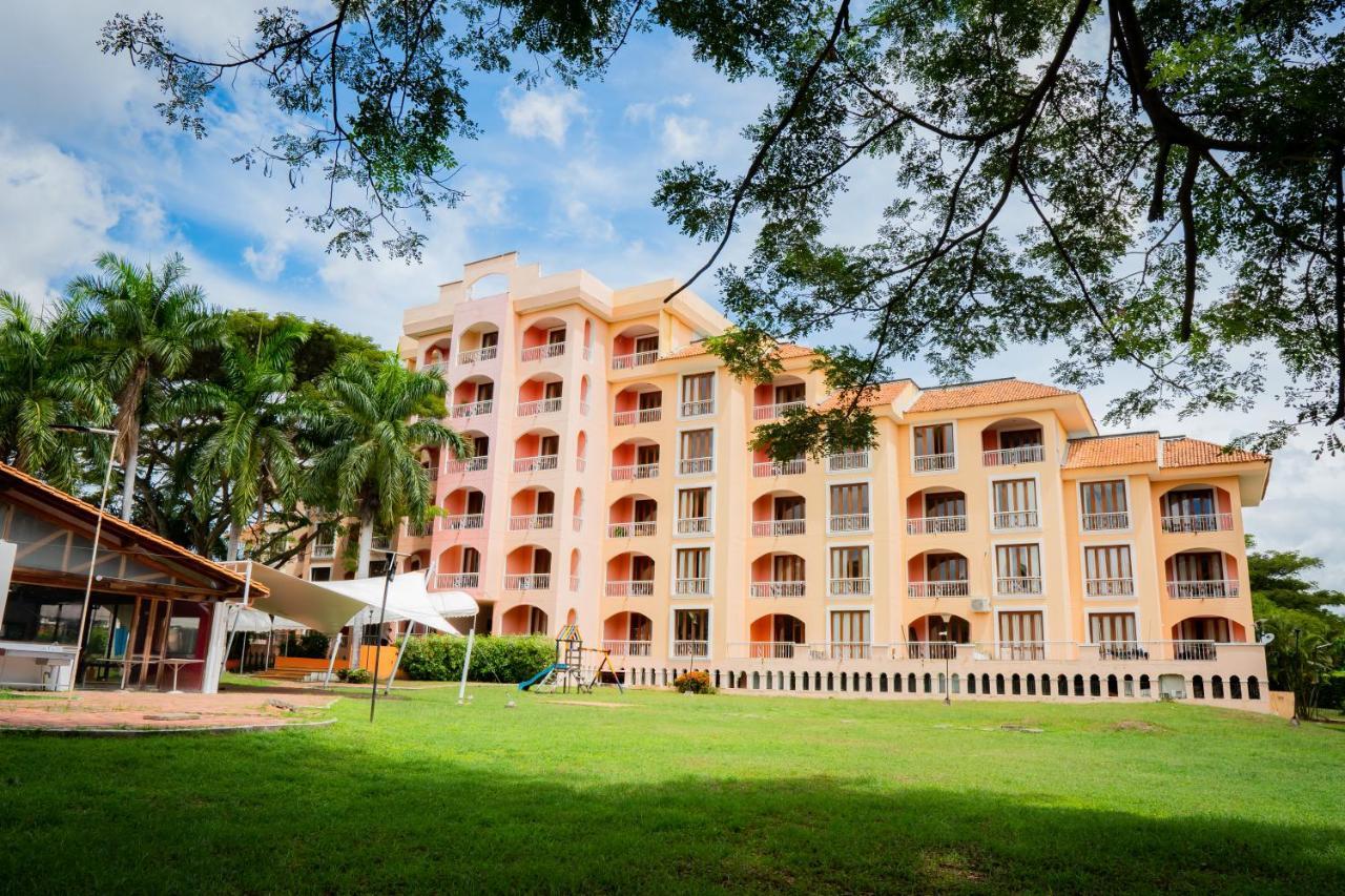 Hotel Penon Suites Girardot Exteriör bild